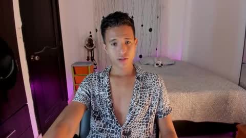 Snapshot of alessandro_wizard chatting on 01/31/25, 11:03 Alessandro online show from 01/31/25, 11:03