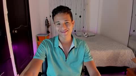 Snapshot of alessandro_wizard chatting on 02/02/25, 03:32 Alessandro online show from 02/02/25, 03:32
