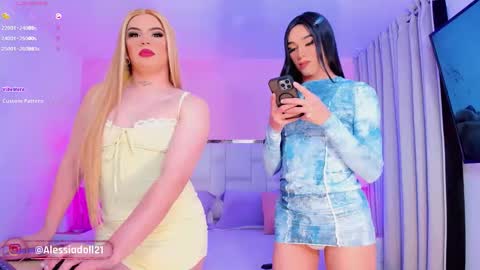 Snapshot of alessia_and_valeria chatting on 09/17/25, 10:00 Onlyfans 24 USD ... online show from 09/17/25, 10:00