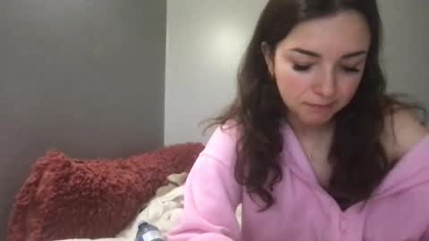 Alessia Snow online show from 11/16/25, 12:05