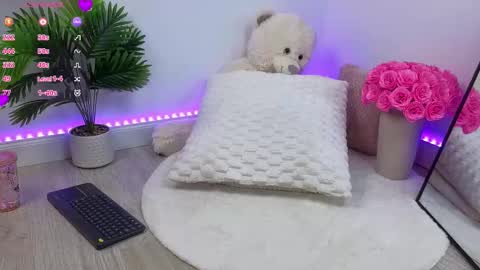 Snapshot of alessyaaa chatting on 11/12/25, 10:52 Ale online show from 11/12/25, 10:52