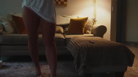 Snapshot of alex499990 chatting on 01/22/25, 03:40 alex  online show from 01/22/25, 03:40