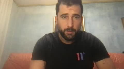 Snapshot of alex877x chatting on 01/28/25, 11:17 alex877x online show from 01/28/25, 11:17