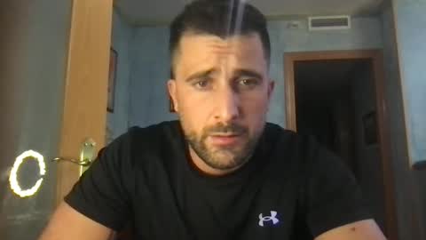 Snapshot of alex877x chatting on 01/29/25, 06:39 alex877x online show from 01/29/25, 06:39