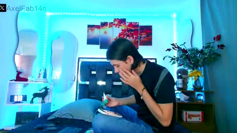Snapshot of alex_and_fabian chatting on 01/10/25, 07:00 sneider online show from 01/10/25, 07:00