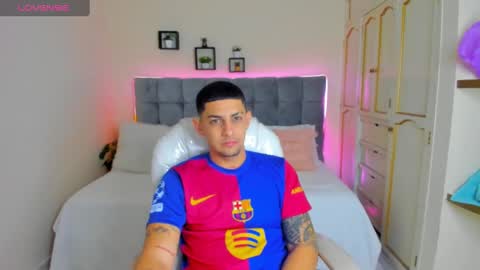 alex online show from 02/22/25, 12:19