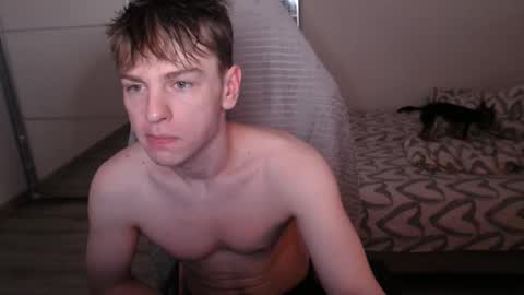 Snapshot of alex_gotcha chatting on 10/12/25, 11:15 Alex online show from 10/12/25, 11:15