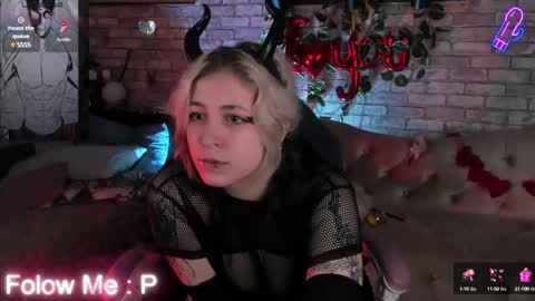 Snapshot of alex_howell chatting on 02/27/25, 08:42 alex_howell online show from 02/27/25, 08:42