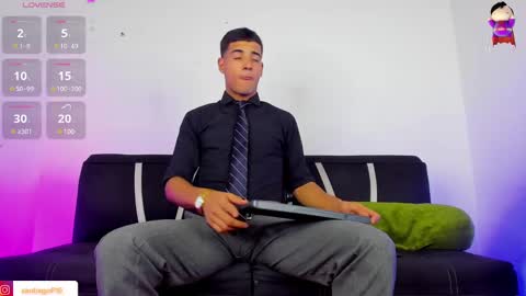 Snapshot of alex_lord_ chatting on 01/13/25, 12:41 i am Alex online show from 01/13/25, 12:41