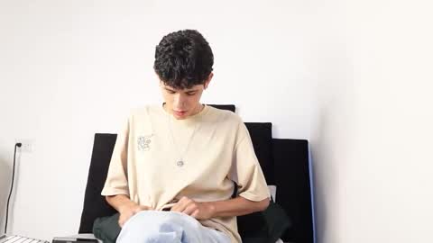 alex_mark_ online show from 10/28/25, 02:31