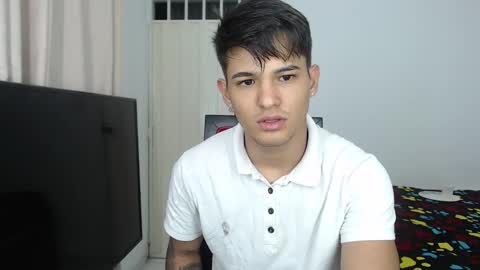 alex_mojica online show from 09/26/25, 07:45