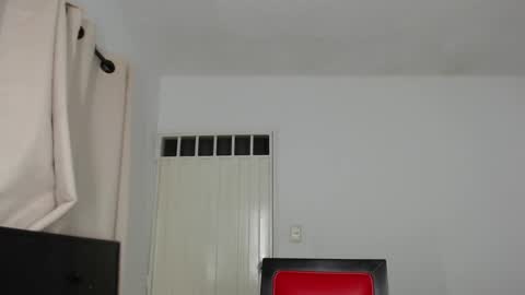 alex_mojica online show from 10/05/25, 06:12