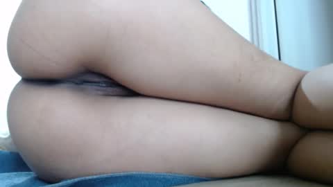 Nicha online show from 10/19/25, 04:35