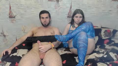 Snapshot of alex_sarah_sex chatting on 01/10/25, 12:06 Alex and Sarah online show from 01/10/25, 12:06