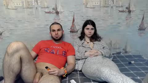 Snapshot of alex_sarah_sex chatting on 01/18/25, 11:00 Alex and Sarah online show from 01/18/25, 11:00