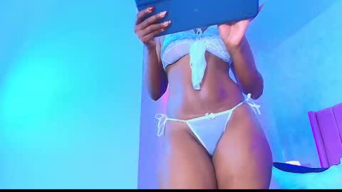 alexa__lopez online show from 10/20/25, 04:24