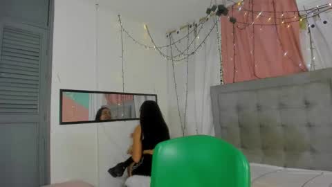 Snapshot of alexa_dream_0 chatting on 09/28/25, 02:55 alexa_dream_0 online show from 09/28/25, 02:55