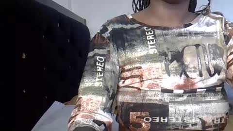 Snapshot of alexa_foxxie chatting on 01/10/25, 02:25 Alexa online show from 01/10/25, 02:25