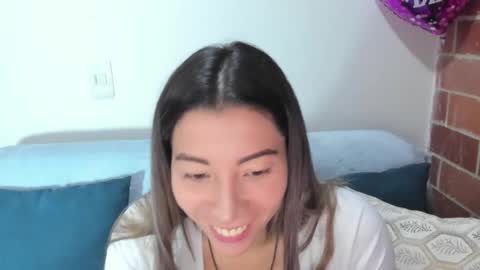 Snapshot of alexa_latina chatting on 02/16/25, 01:16 alexa latina online show from 02/16/25, 01:16