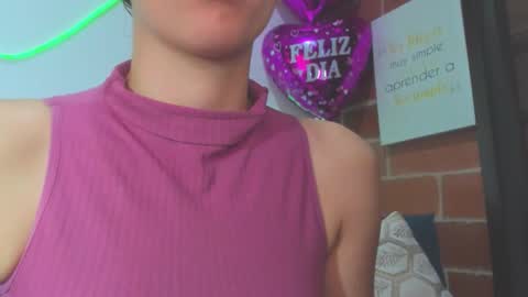 Snapshot of alexa_latina chatting on 09/12/25, 03:01 alexa latina online show from 09/12/25, 03:01