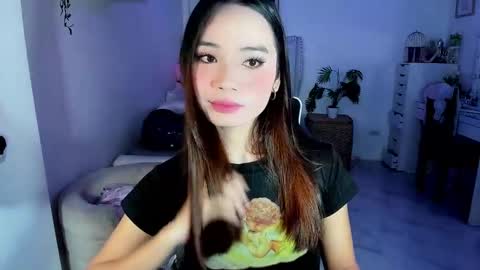 Snapshot of alexa_louise chatting on 01/13/25, 12:24 ALEXA - DONT FORGET TO FOLLOW AND RATE ME THUMBS UP online show from 01/13/25, 12:24