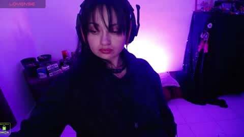 Snapshot of alexa_sweet69x chatting on 12/10/24, 05:17 Alexa online show from 12/10/24, 05:17