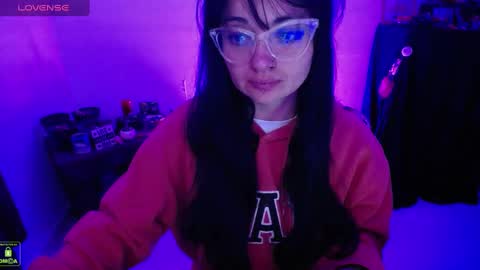 Snapshot of alexa_sweet69x chatting on 12/11/24, 01:15 Alexa online show from 12/11/24, 01:15