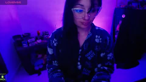 Snapshot of alexa_sweet69x chatting on 12/11/24, 04:18 Alexa online show from 12/11/24, 04:18