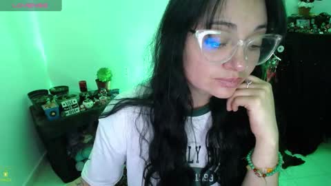 Snapshot of alexa_sweet69x chatting on 12/16/24, 01:21 Alexa online show from 12/16/24, 01:21