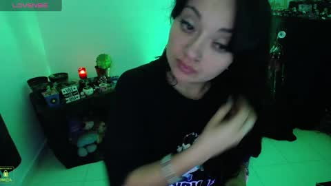 Snapshot of alexa_sweet69x chatting on 12/19/24, 05:40 Alexa online show from 12/19/24, 05:40