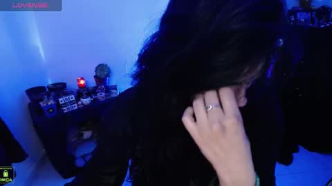 Snapshot of alexa_sweet69x chatting on 12/20/24, 02:52 Alexa online show from 12/20/24, 02:52