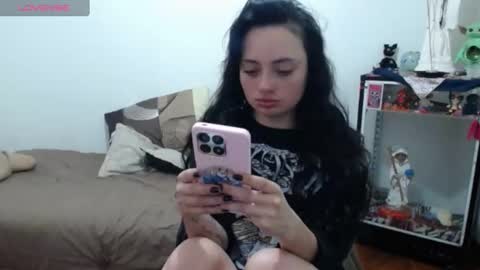 Snapshot of alexa_sweet69x chatting on 09/18/25, 07:05 Alexa online show from 09/18/25, 07:05