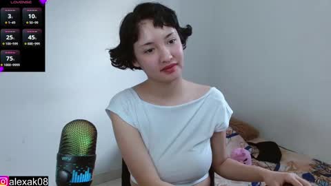 Snapshot of alexaa08 chatting on 02/18/25, 10:36 Alexandra 3 online show from 02/18/25, 10:36