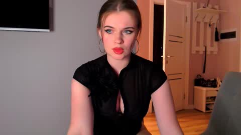 Snapshot of alexabuttler chatting on 09/12/25, 07:47 my tg online show from 09/12/25, 07:47