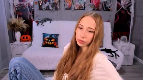 AlexaHarmon online show from 10/16/25, 07:20