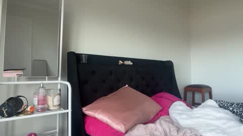 alexajefferies online show from 11/04/25, 08:08