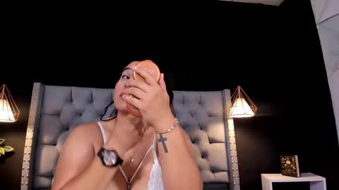 C A M I L A  online show from 10/09/25, 10:57