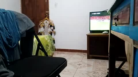 Snapshot of alexander099009 chatting on 03/09/25, 04:05 alexander099009 online show from 03/09/25, 04:05