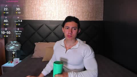Snapshot of alexander_classy chatting on 02/01/25, 06:54 Alex online show from 02/01/25, 06:54
