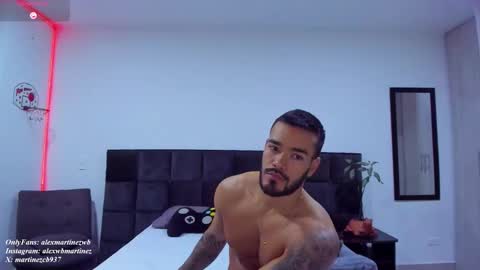 Snapshot of alexander_martines chatting on 10/08/25, 11:13 Onlyfansalexmartinezwb Instagram alexwbmartinez Twitter martinezcb937 online show from 10/08/25, 11:13