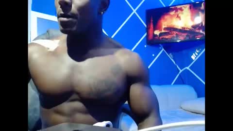 Snapshot of alexander_megan chatting on 10/19/25, 04:46 alexander online show from 10/19/25, 04:46