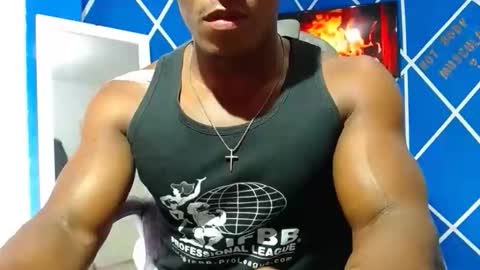 Snapshot of alexander_megan chatting on 10/28/25, 07:49 alexander online show from 10/28/25, 07:49