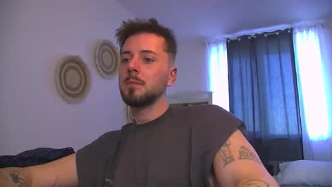 Snapshot of alexander_your_king chatting on 11/26/25, 12:28 alexander_your_king online show from 11/26/25, 12:28