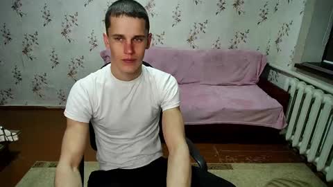 Snapshot of alexanderstrongs chatting on 03/06/25, 07:54 alexanderstrongs online show from 03/06/25, 07:54