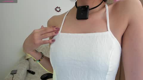 I am Alexandra online show from 01/12/25, 03:49