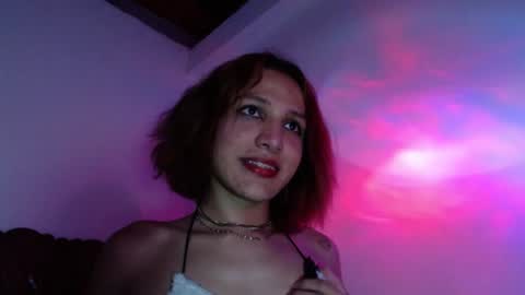 Snapshot of alexandra_lorens chatting on 12/05/24, 09:50 geo online show from 12/05/24, 09:50