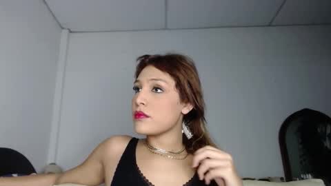 Snapshot of alexandra_lorens chatting on 09/18/25, 08:33 geo online show from 09/18/25, 08:33