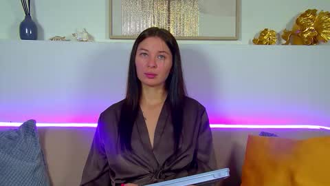 AlexandraBloom online show from 09/17/25, 06:20