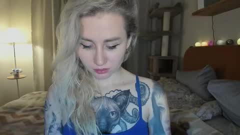 Snapshot of alexarush chatting on 11/28/25, 05:48 alexarush online show from 11/28/25, 05:48