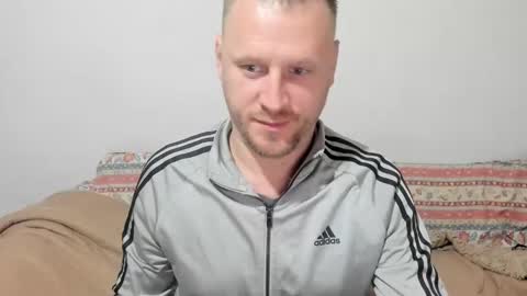 Snapshot of alexboy2022 chatting on 03/08/25, 04:06 onlyfans..alexyno2022 online show from 03/08/25, 04:06